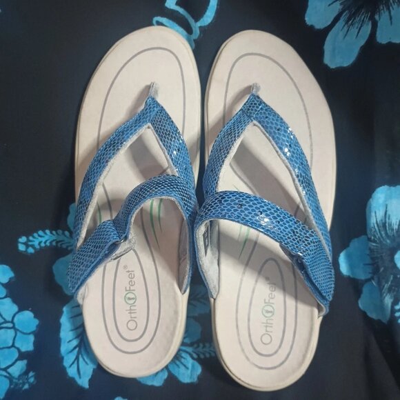 Orthofeet Shoes - Orthofeet Gaya Thong Sandals Womens 9.5 WIDE Blue Snake Print Comfort